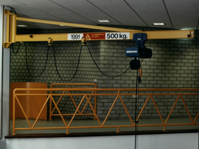 EP010-1990-LemmensCraneSystems-500-Kilo-Nusterweg